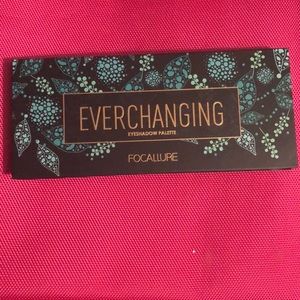 Focallure Eyeshadow Palette Bundle